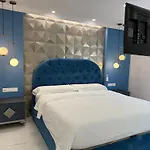 Apartments With Tropical Garden And Sea Water Pool