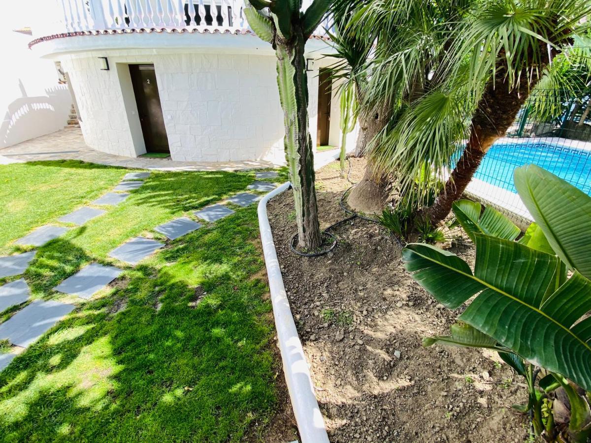 Appartement With Tropical Garden And Sea Water Pool